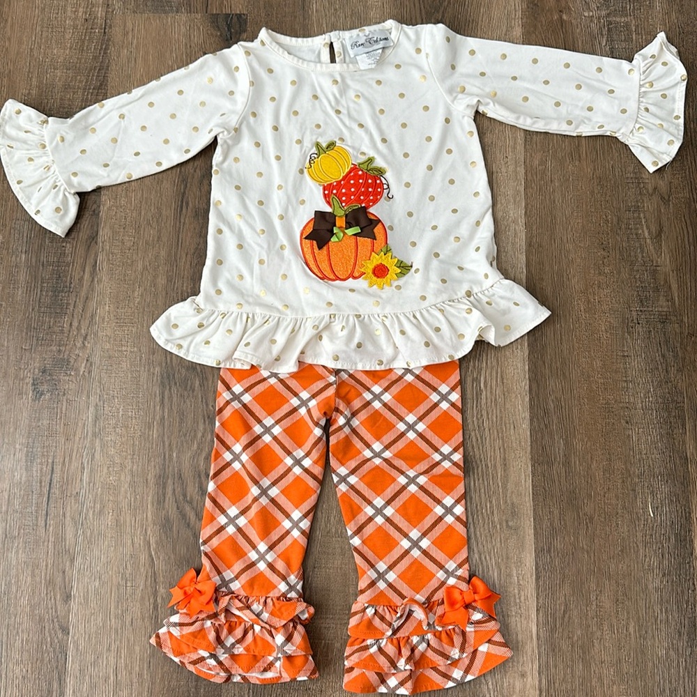 Rare Editions, 24M, Baby girls Ivory Pumpkin set.